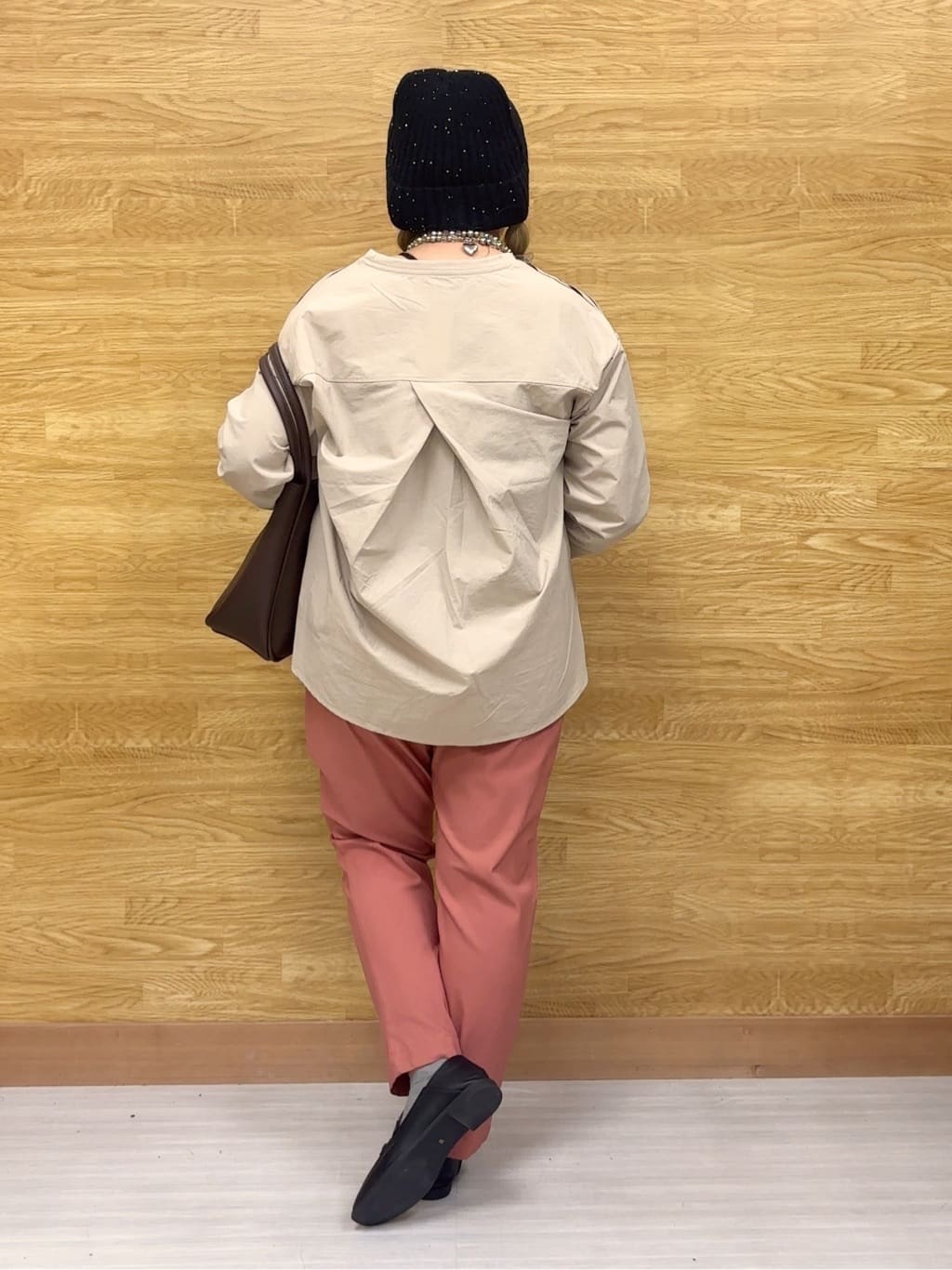 ぁむさんの「SHOO･LA･RUE｜【S-LL】インせず決まる 背中タック入り パフ袖トップス」を使ったコーディネート