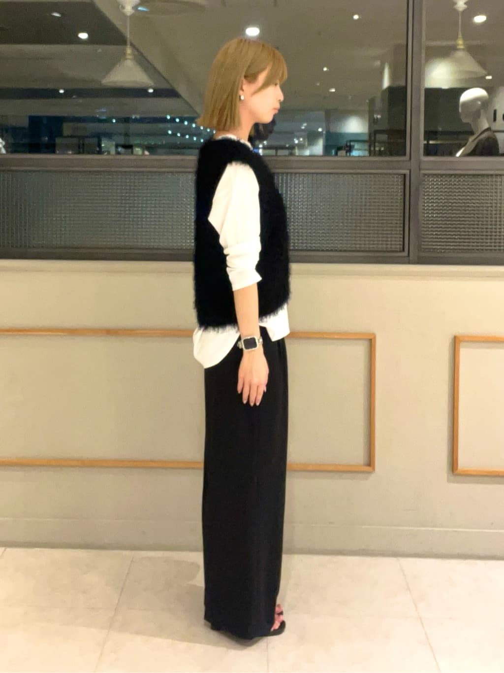 kumiさんの「INDIVI｜【着心地◎！】タックワイドパンツ」を使ったコーディネート