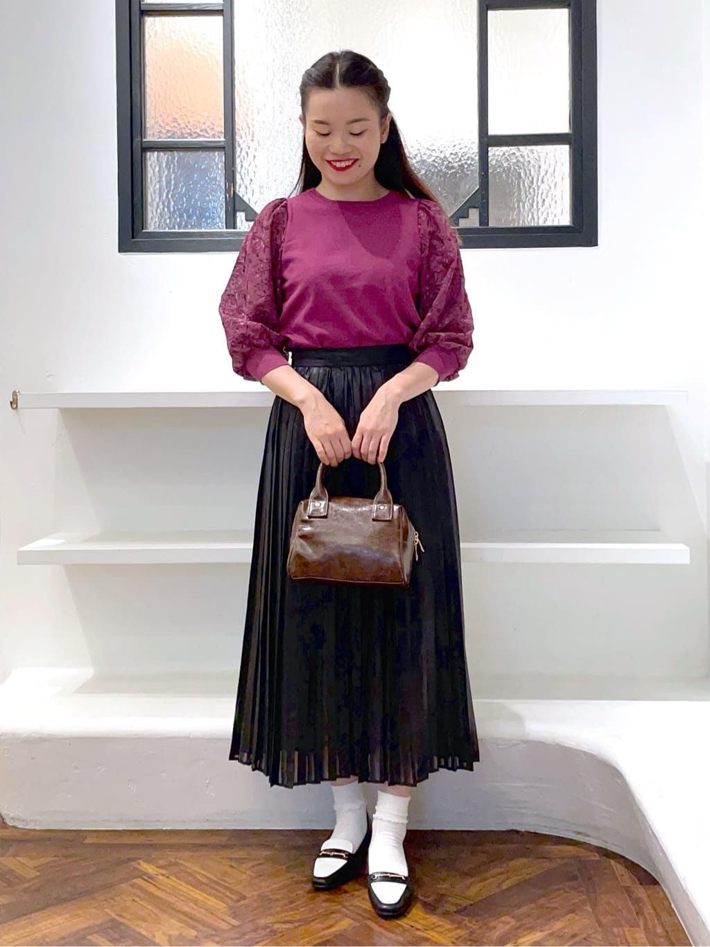 あんりさんの「grove｜【二の腕カバー】繊細さと上品さをまとう袖刺繍プルオーバーニット」を使ったコーディネート