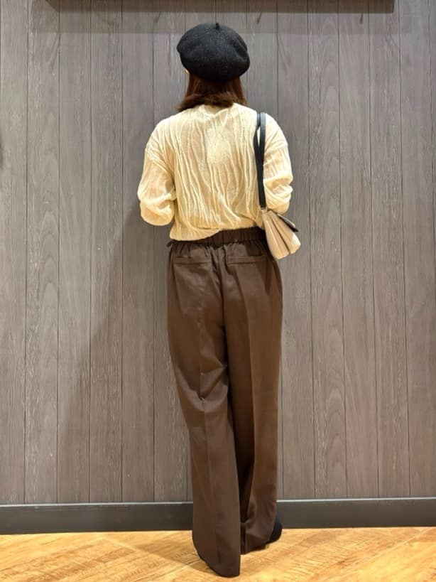 meiさんの「SHOO･LA･RUE｜【S-LL】デコルテラインをきれいに魅せる ラメテレコタンクトップ」を使ったコーディネート