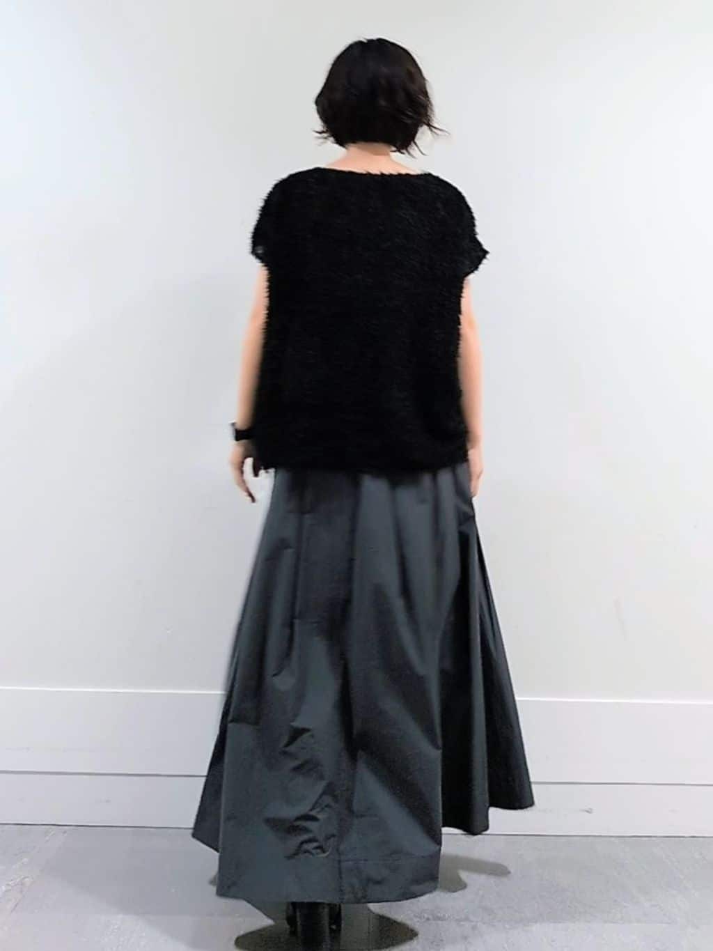 ミズタさんの「UNTITLED｜【セットアップ可/洗える】フェザーフレンチスリーブブラウス」を使ったコーディネート