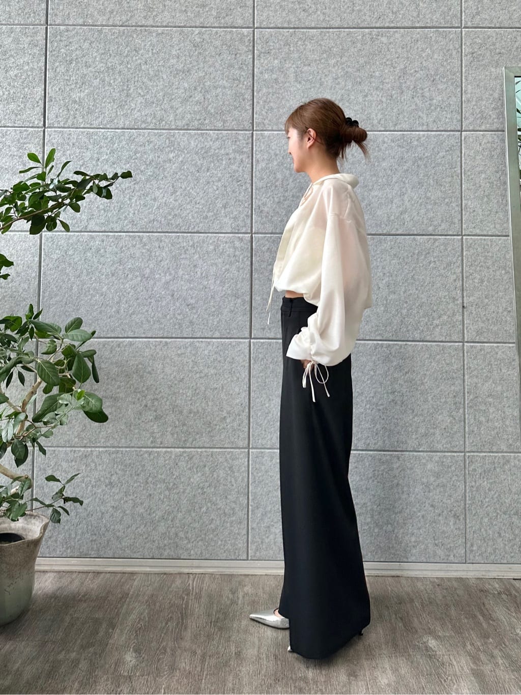 harunaさんの「CODE A｜air frame layered shirt」を使ったコーディネート