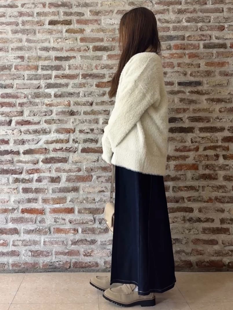 tokiさんの「THE SHOP TK｜【ふわふわあったか】フェザーカーディガン」を使ったコーディネート