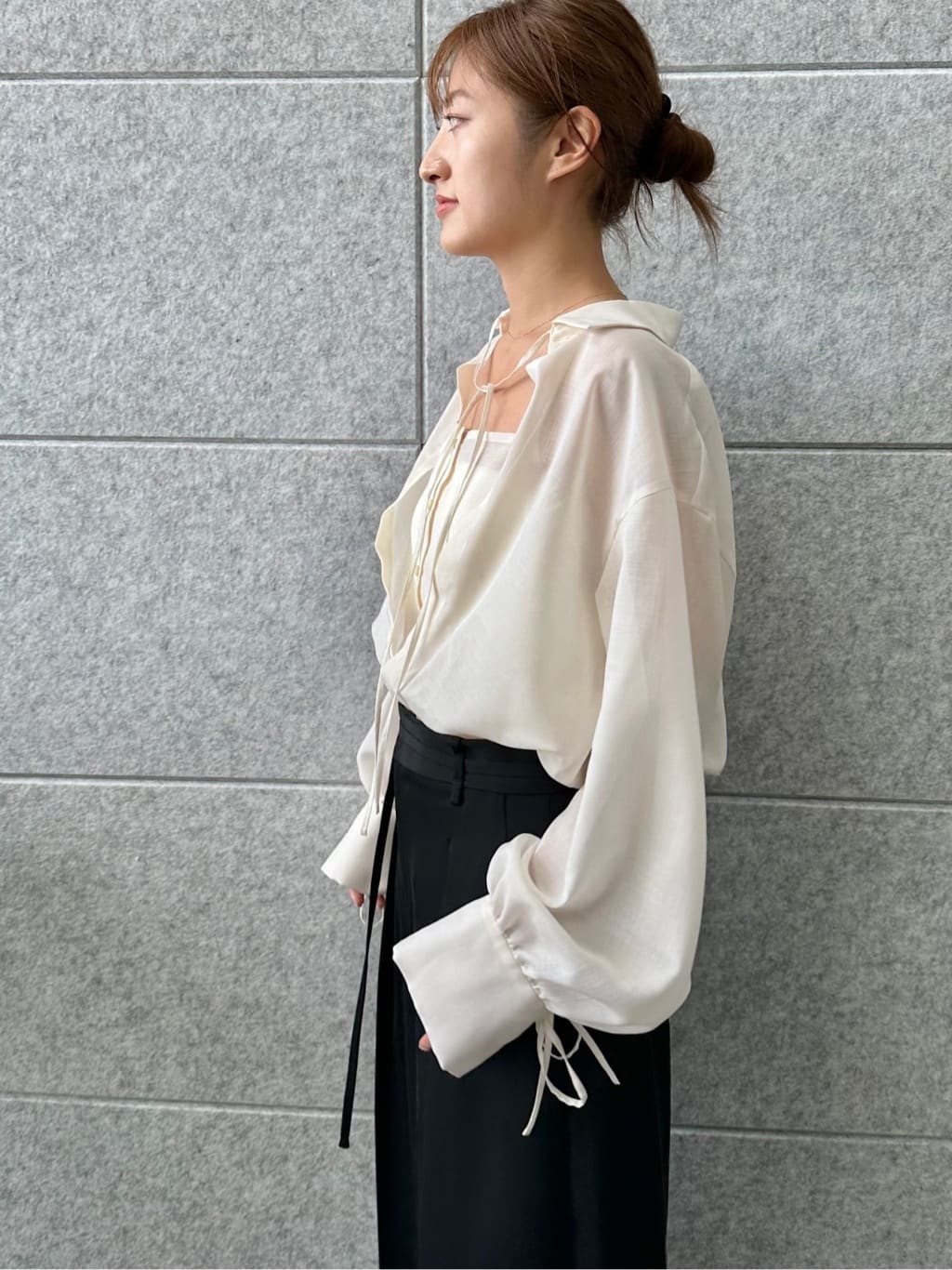 harunaさんの「CODE A｜air frame layered shirt」を使ったコーディネート