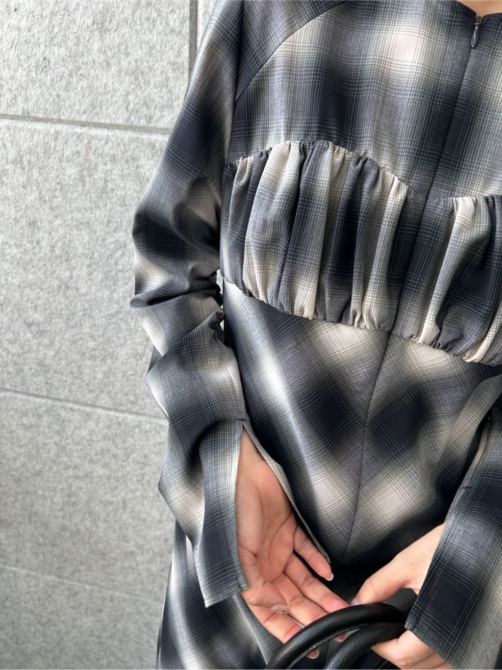 harunaさんの「CODE A｜shadow check femi dress」を使ったコーディネート