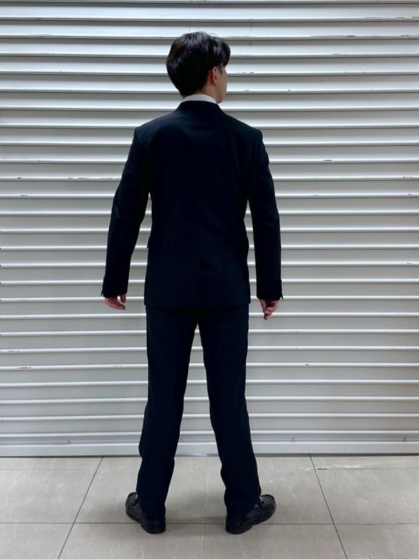 イッシーさんの「TAKEO KIKUCHI｜【Begin掲載】コーデュラ（R）夏素材ウールトロ　ストレッチスーツ」を使ったコーディネート