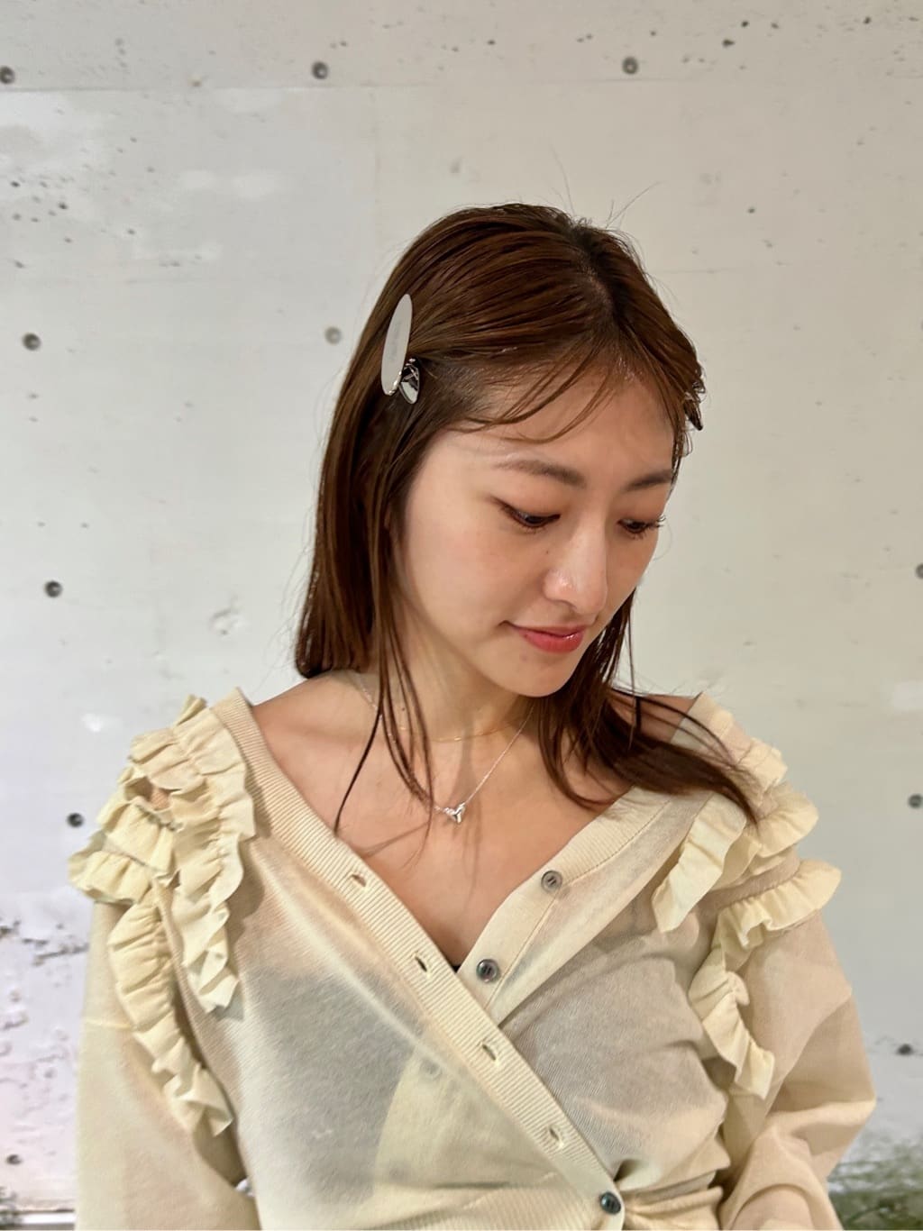 harunaさんの「CODE A｜3way frill cardigan」を使ったコーディネート