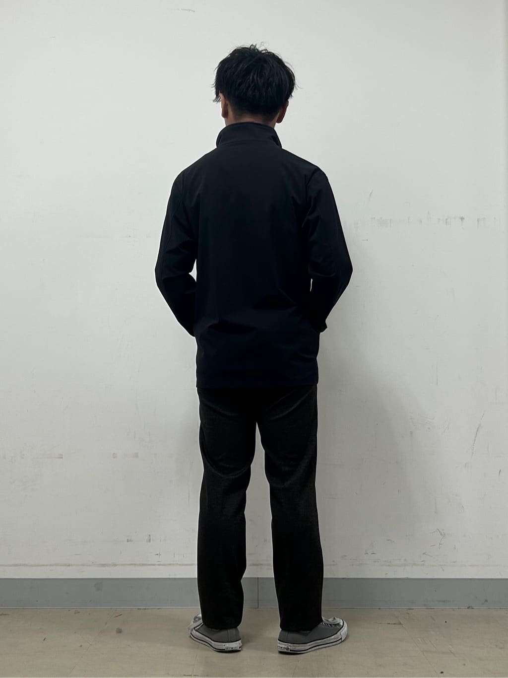 Hiroさんの「TAKEO KIKUCHI｜【3D ナイロン ストレッチ】スタンドカラー シャツブルゾン」を使ったコーディネート