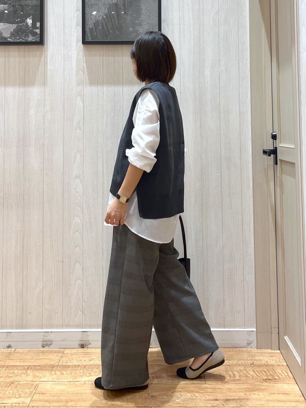 shirayuuuさんの「SHOO･LA･RUE｜【S-LL/セットアップ可/洗濯後しわになりにくい】きちんと見え タックワイドパンツ」を使ったコーディネート