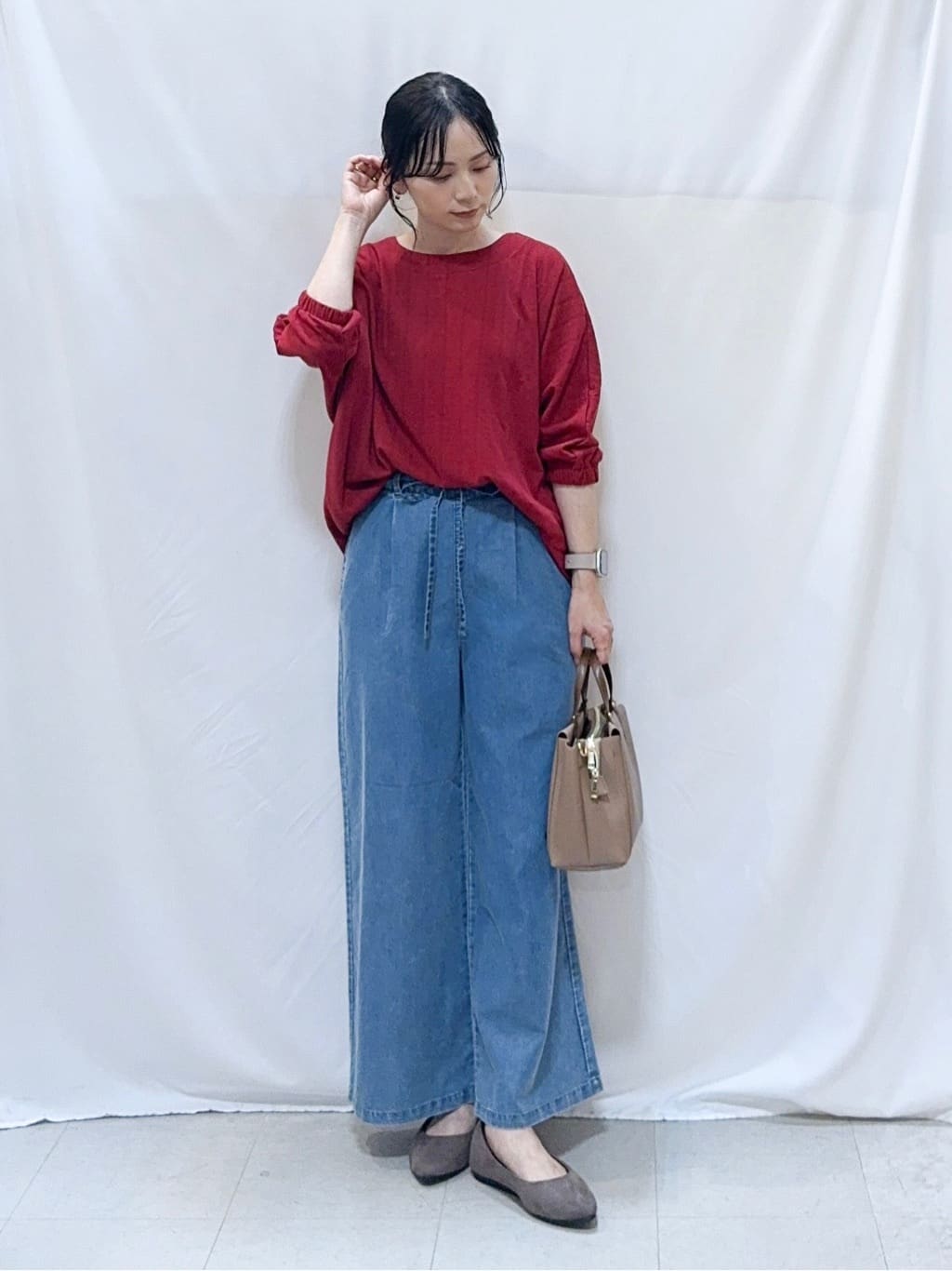 𝐇𝐢𝐫𝐨𝐦𝐢さんの「SHOO･LA･RUE｜【S-LL/7分袖】ゆるシルエットが心地よい ドルマントップス」を使ったコーディネート