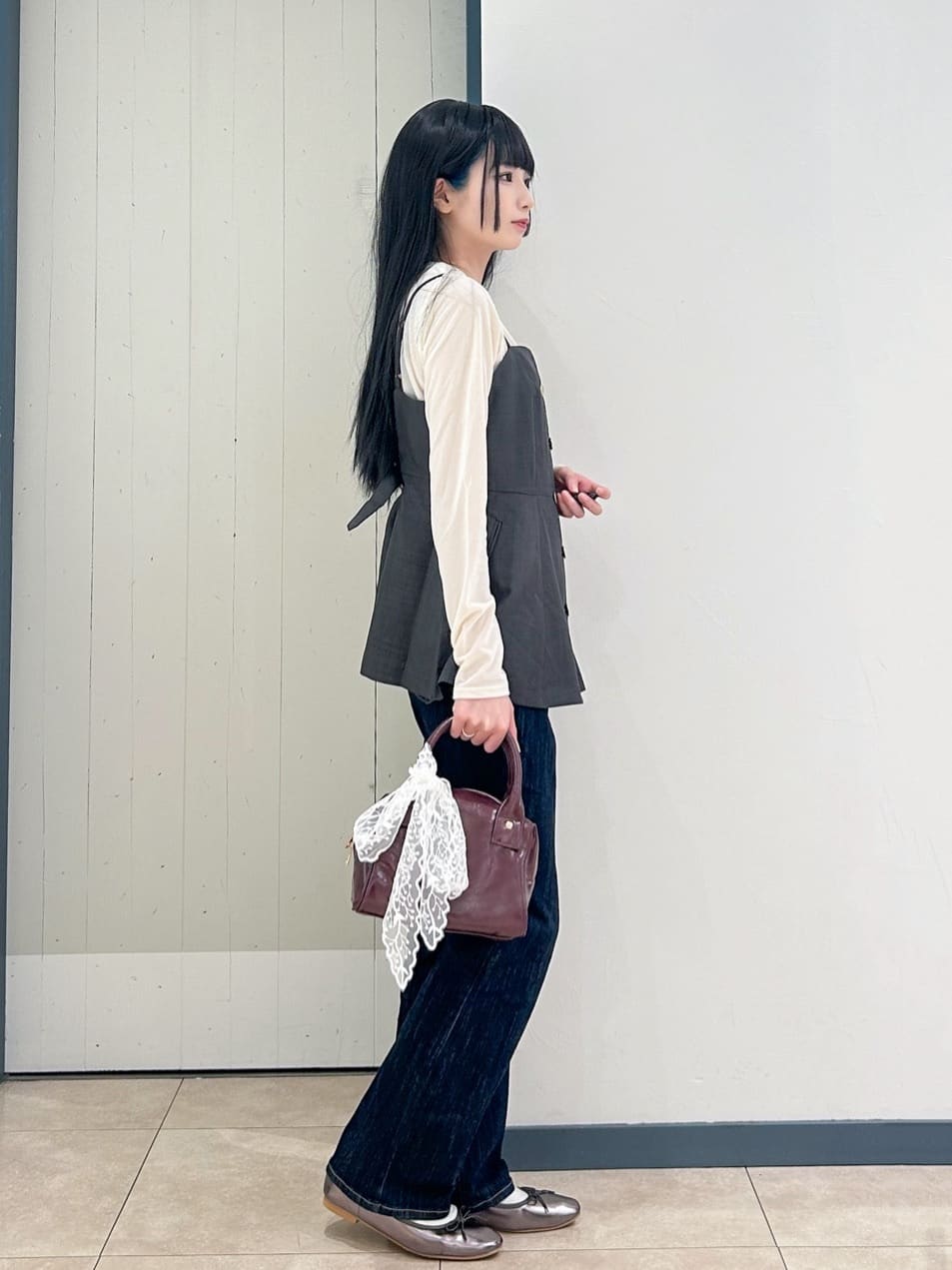 yukinoさんの「grove｜シアーカットベロアロンT」を使ったコーディネート