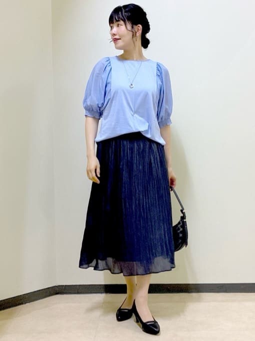  beni_gingerさんの「Reflect｜【華やかな揺れ感】ワッシャー加工タックフレアロングスカート」を使ったコーディネート