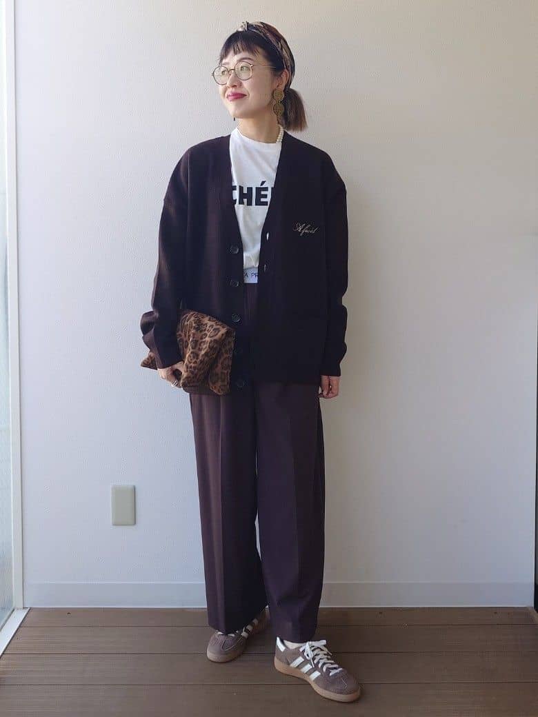 MUTSUKOさんの「UNTITLED｜【CHIGNON】CHERIE シンプルロゴTシャツ」を使ったコーディネート