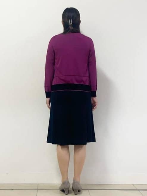 chisaさんの「Reflect｜【WEB先行カラーあり／手洗い可／アンサンブル可】バイカラーカーディガン」を使ったコーディネート