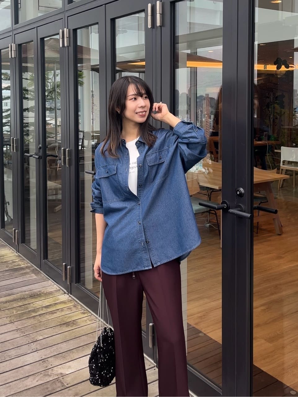 cotaniさんの「grove｜【UVカット】ロゴアソートベーシックロンT」を使ったコーディネート