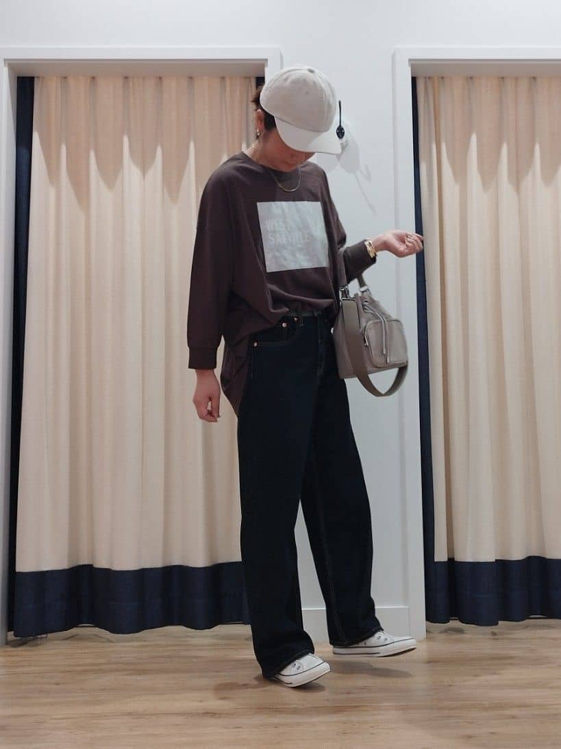 HIROさんの「Dessin｜【洗える】箔プリントロングTシャツ」を使ったコーディネート