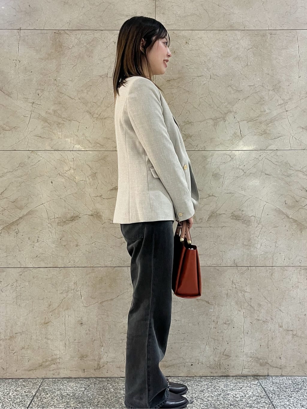 まひるさんの「index｜《丈が選べる》ストレートデニムパンツ【洗濯機洗い可】」を使ったコーディネート