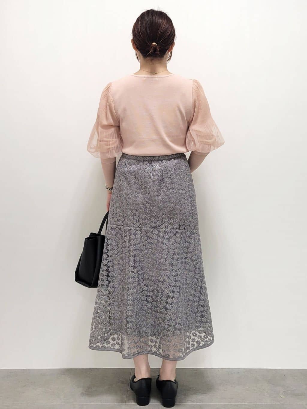 kinaさんの「index｜《5色展開》マジョリカプリーツスリーブニット【洗濯機洗い可】」を使ったコーディネート