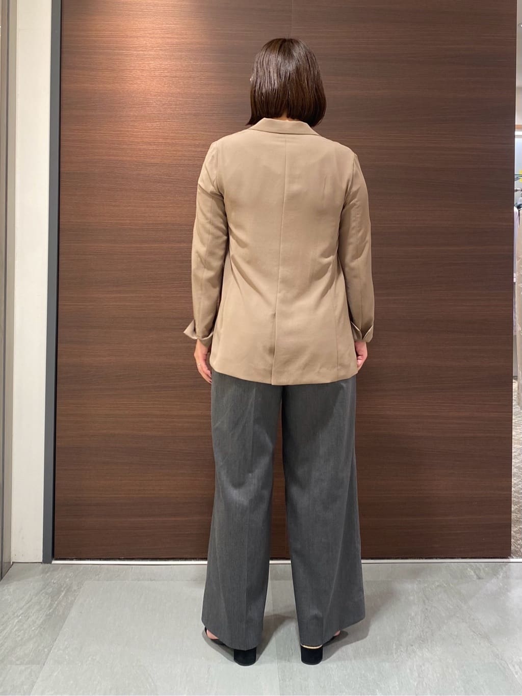 YUKARIさんの「INDIVI｜【軽く羽織れる！】ダブルジャケット」を使ったコーディネート