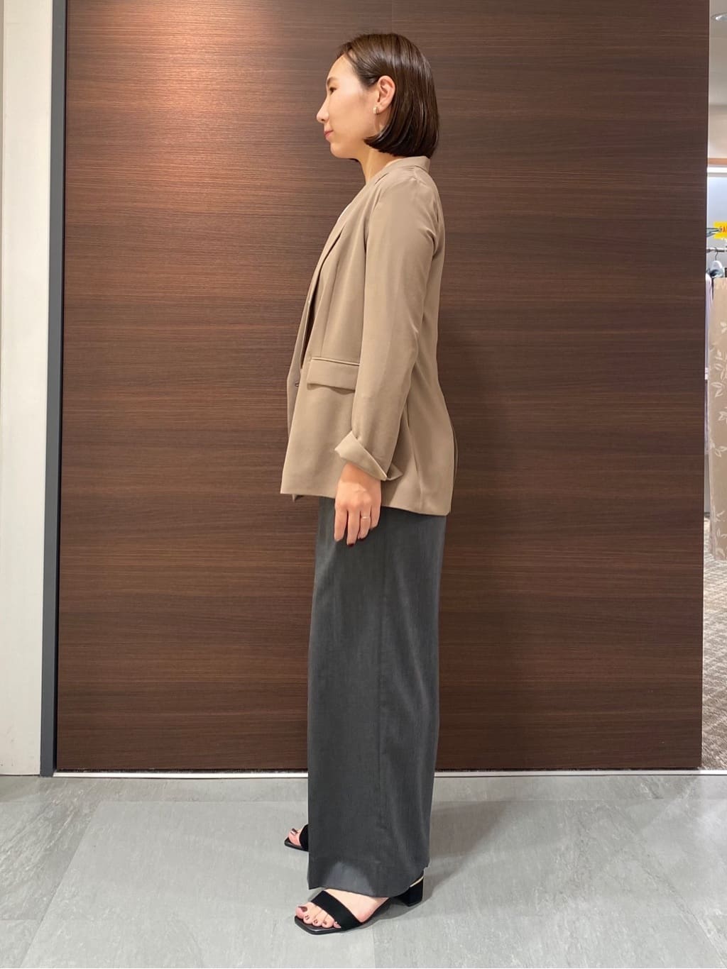 YUKARIさんの「INDIVI｜【軽く羽織れる！】ダブルジャケット」を使ったコーディネート