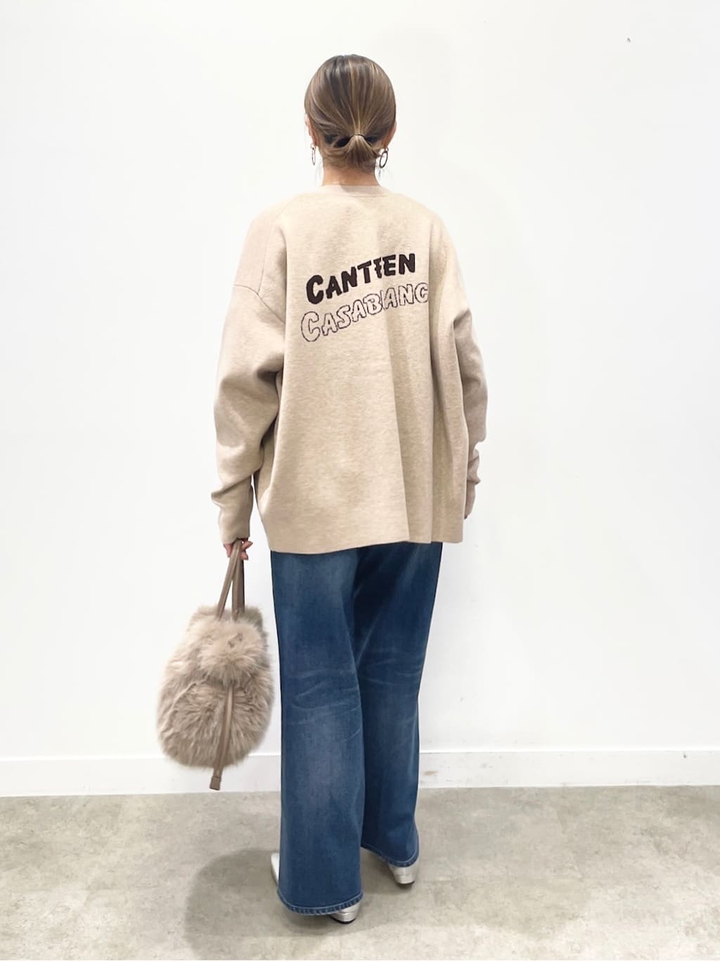 KAYOさんの「UNTITLED｜【定番人気！】2Wayドロストフェイクファートート」を使ったコーディネート