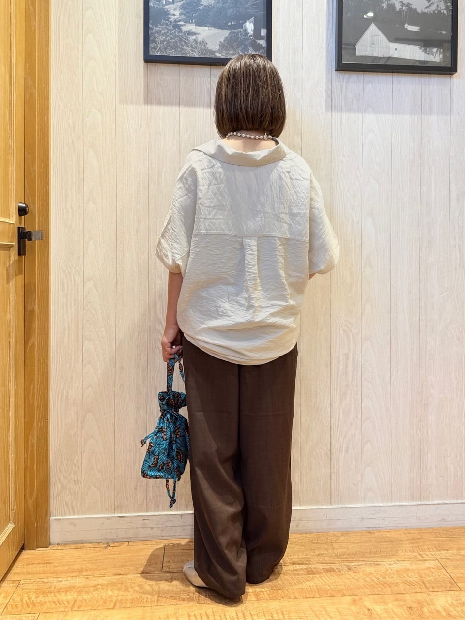 Megさんの「SHOO･LA･RUE｜【セットアップ可】さらりと軽やか 麻調ゆるカーブパンツ」を使ったコーディネート