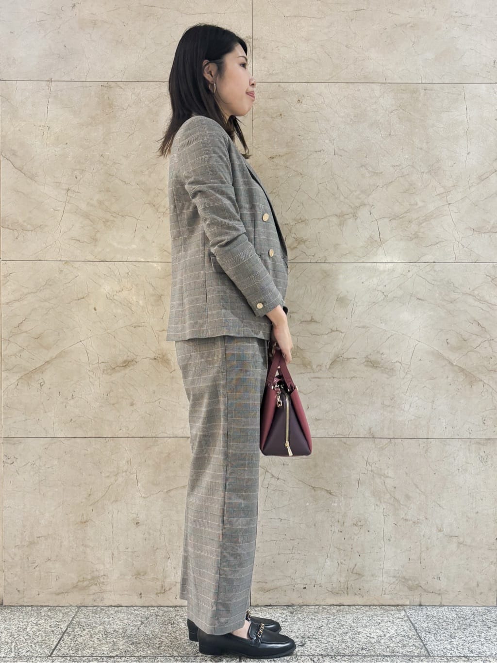 このかさんの「index｜タックフリルバンドカラーブラウス【洗濯機OK／イージーアイロン】」を使ったコーディネート