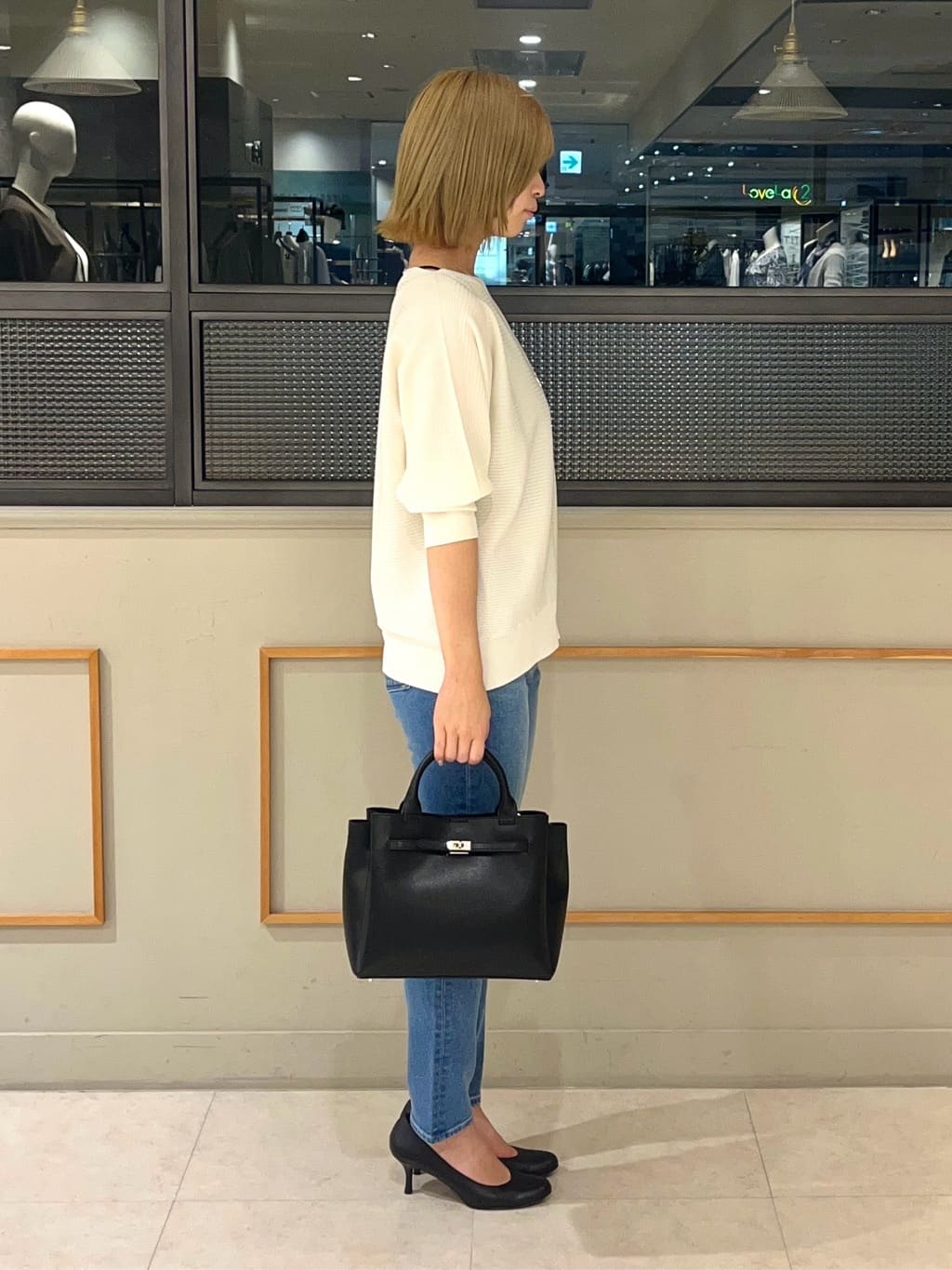 kumiさんの「INDIVI｜【洗える／体型カバー】美シルエットニット」を使ったコーディネート