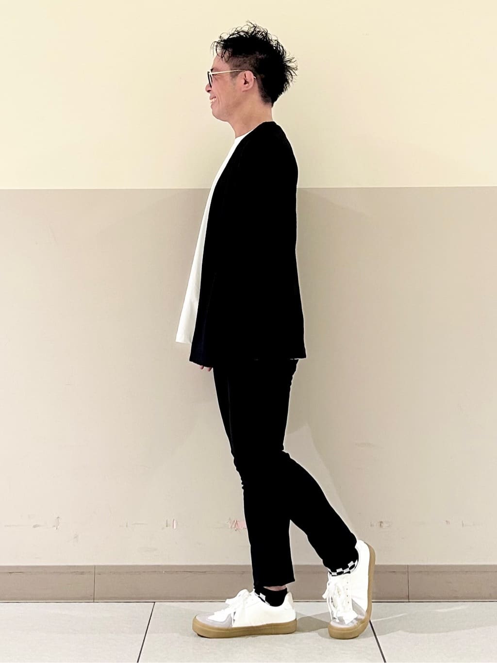 KENJI Iさんの「THE SHOP TK｜【セットでお買い得！！】長袖カーディガン＋半袖Tシャツ　洗濯機OK/吸水速乾(Tシャツのみ)」を使ったコーディネート