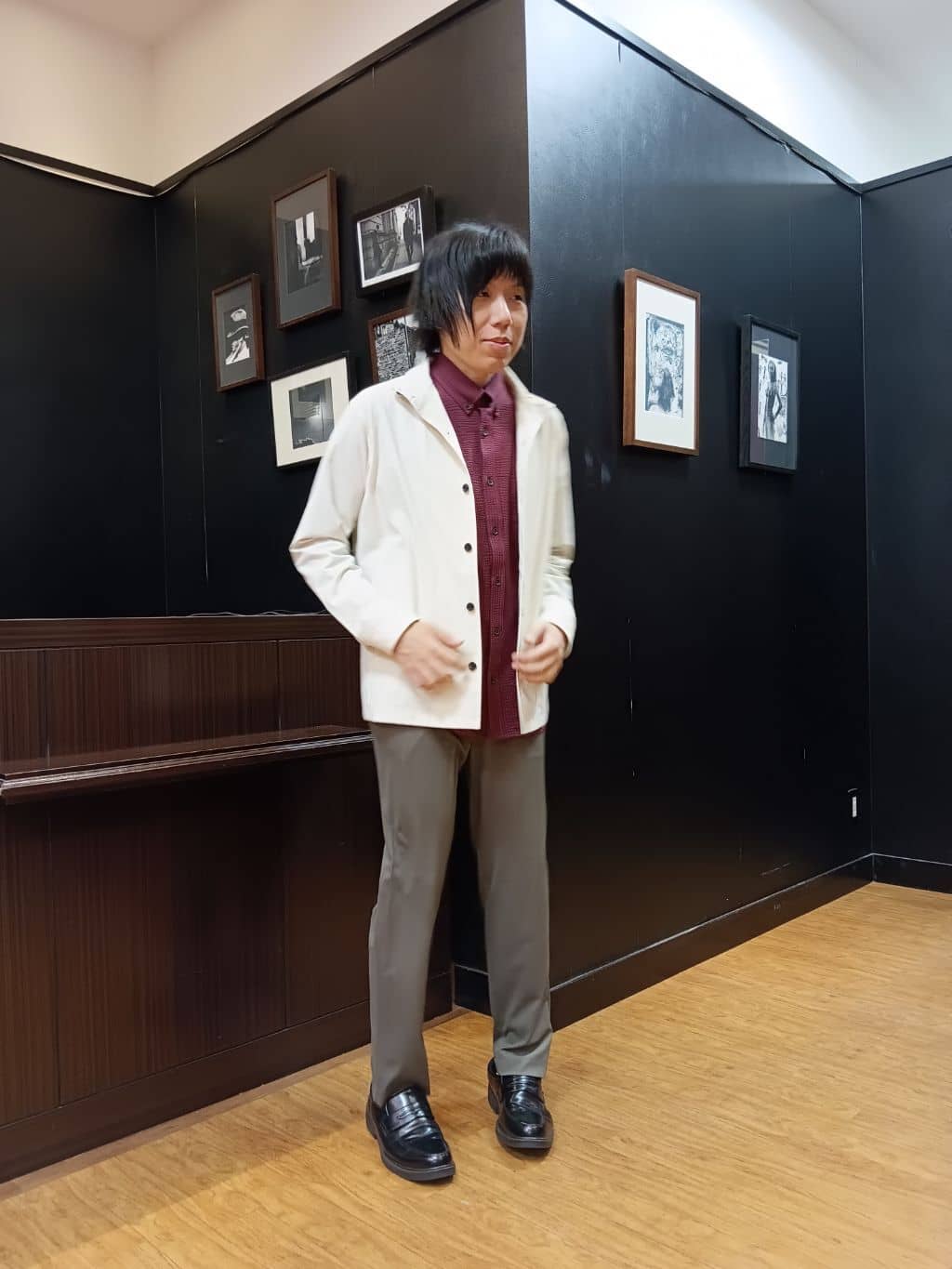 moritaさんの「TAKEO KIKUCHI｜サイドゴアウエスト スリム スラックス」を使ったコーディネート