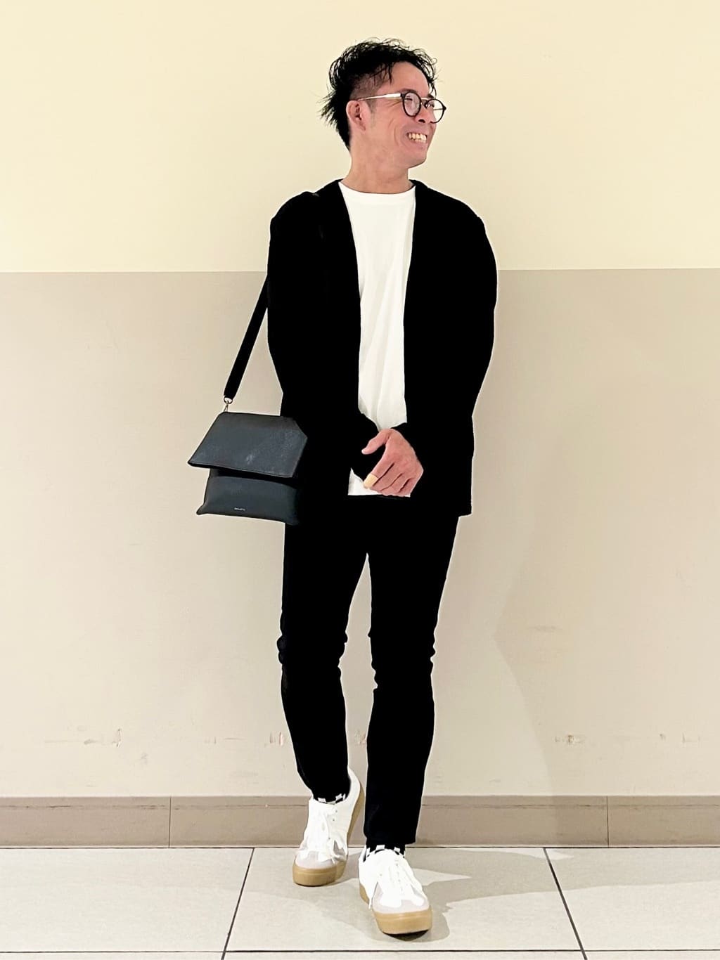 KENJI Iさんの「THE SHOP TK｜【セットでお買い得！！】長袖カーディガン＋半袖Tシャツ　洗濯機OK/吸水速乾(Tシャツのみ)」を使ったコーディネート