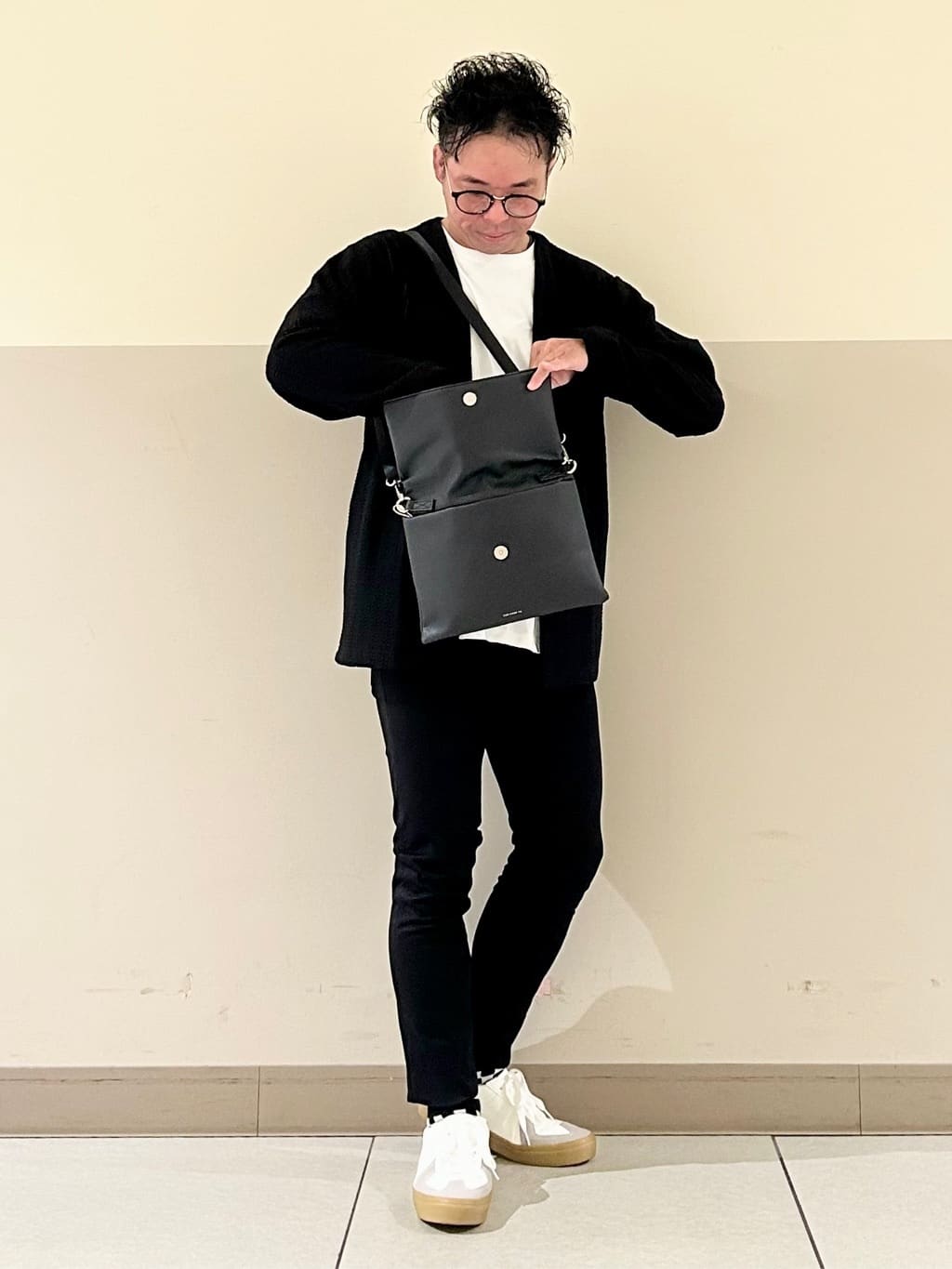 KENJI Iさんの「THE SHOP TK｜【セットでお買い得！！】長袖カーディガン＋半袖Tシャツ　洗濯機OK/吸水速乾(Tシャツのみ)」を使ったコーディネート