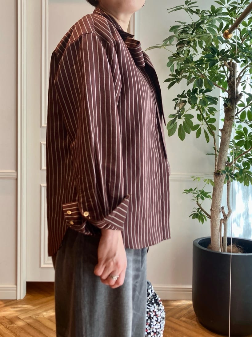 konominさんの「DRESSTERIOR｜ヴィンテージ加工ワイドデニムパンツ」を使ったコーディネート