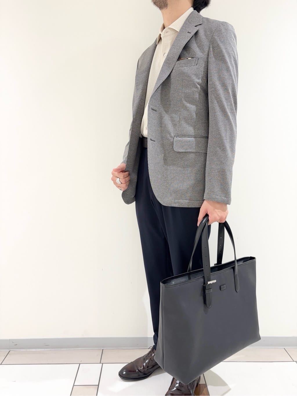 及川さんの「TAKEO KIKUCHI｜ピンジャージ 千鳥 ジャケット」を使ったコーディネート