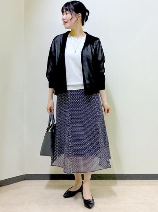  beni_gingerさんの「Reflect｜【寒暖差対策に◎／手洗い可／旅行や通勤に】フード付きシアーカーディガン」を使ったコーディネート