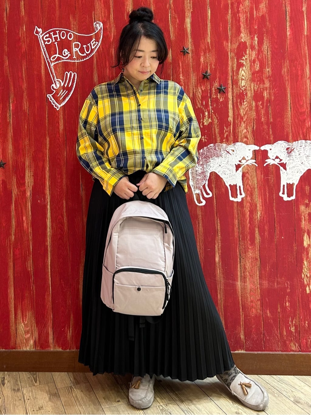 みりぽんさんの「SHOO･LA･RUE｜【洗濯機可/S-LL】程よい抜け感 大人のチェックシャツ」を使ったコーディネート