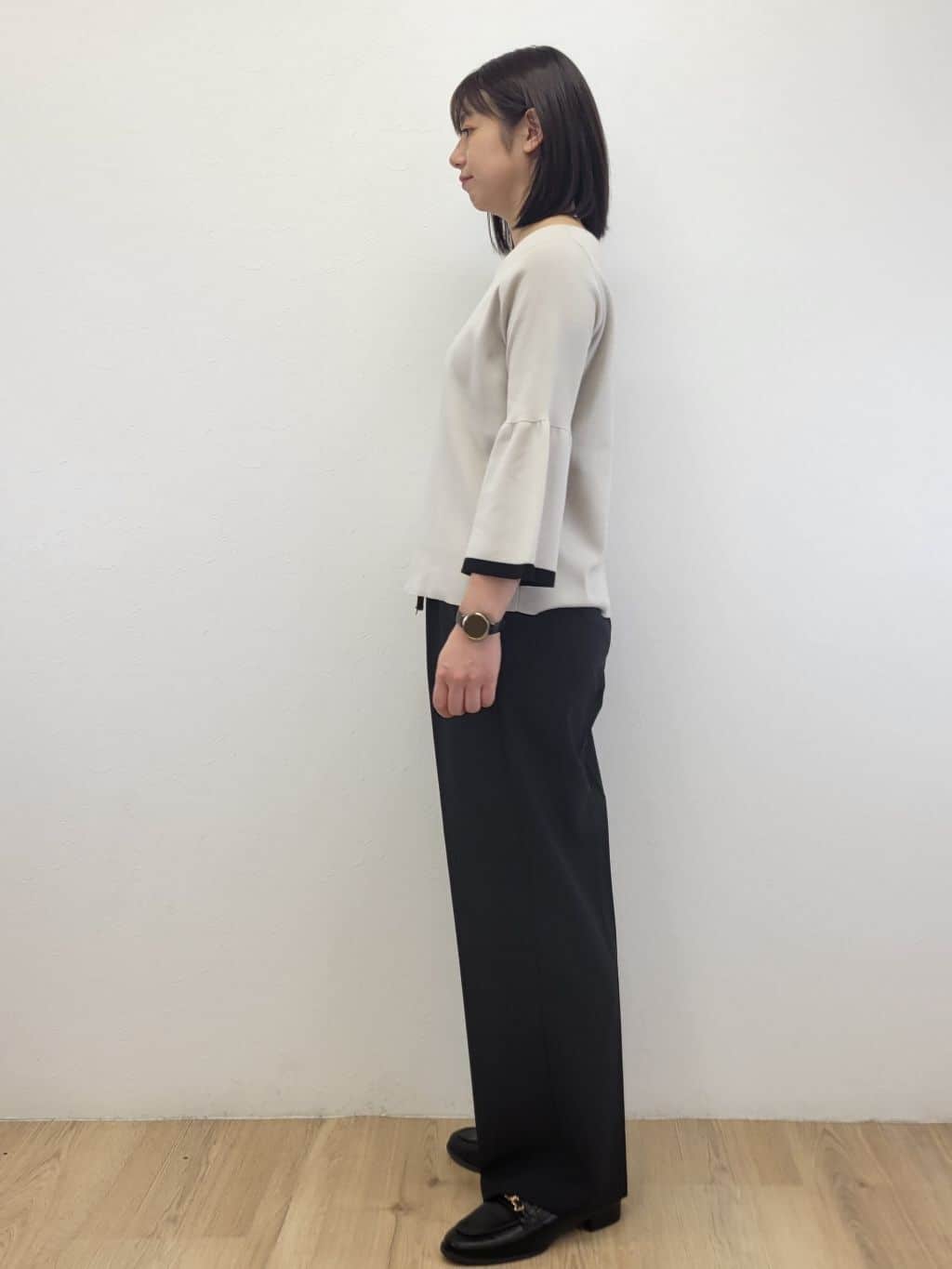 LISAさんの「OPAQUE.CLIP｜ラメストライプイージーワイドパンツ／セットアップ可【洗濯機洗い可／防シワ／吸水速乾】」を使ったコーディネート