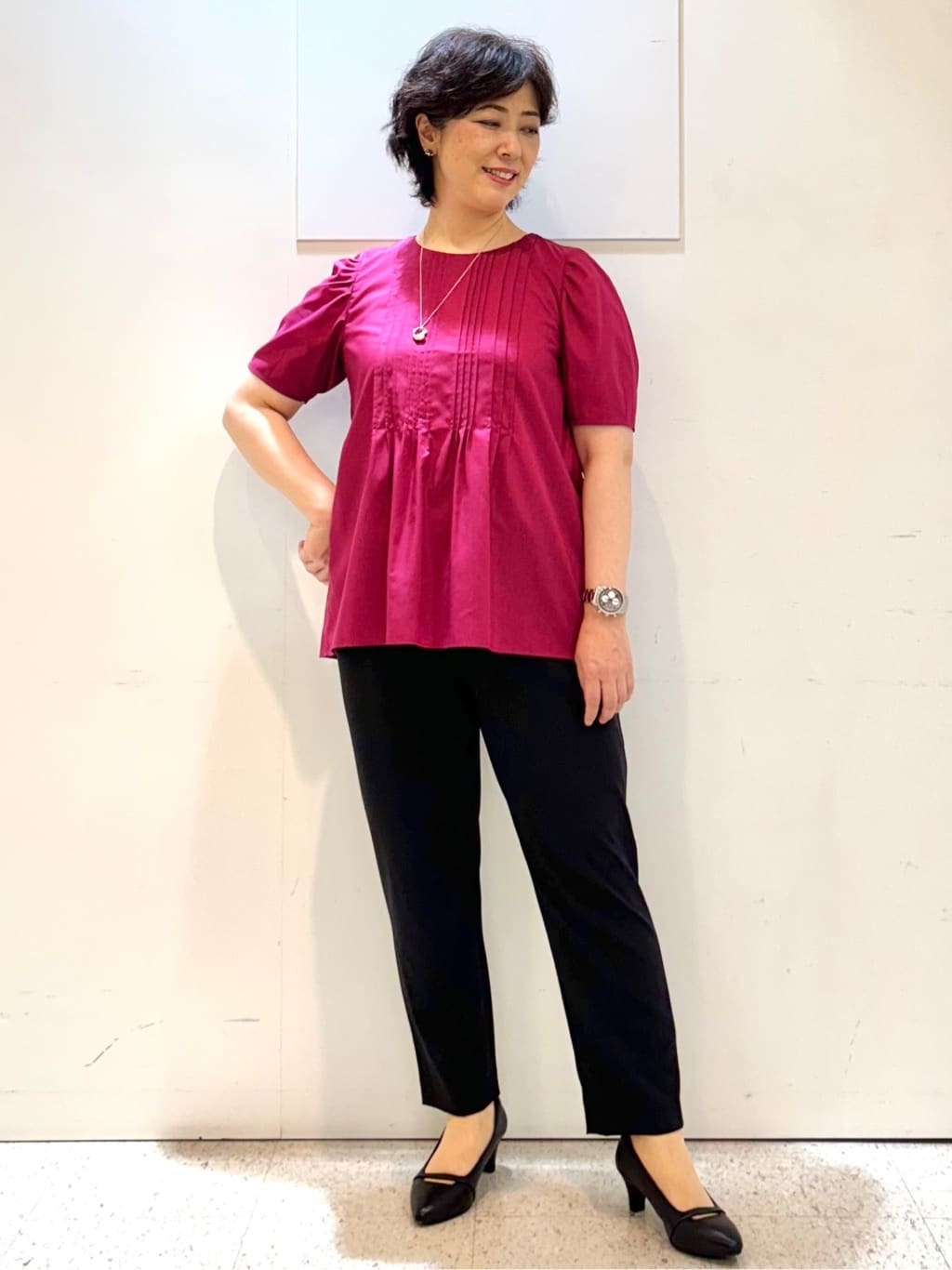 ヤスコさんの「Reflect｜【すっきり見え！長め丈】ピンタックデザインチュニックブラウス」を使ったコーディネート