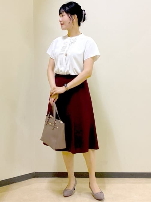  beni_gingerさんの「Reflect｜【インナーに◎／すっきり見え！長め丈】タックデティールブラウス」を使ったコーディネート
