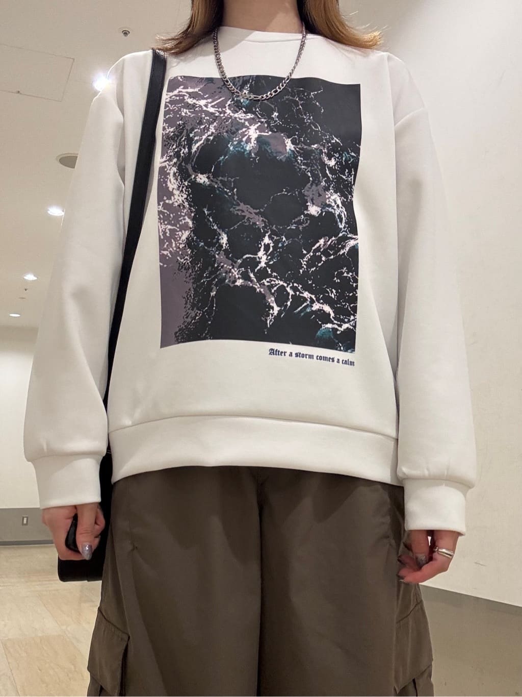 Renaさんの「tk.TAKEO KIKUCHI｜バギーバレルカーゴパンツ」を使ったコーディネート