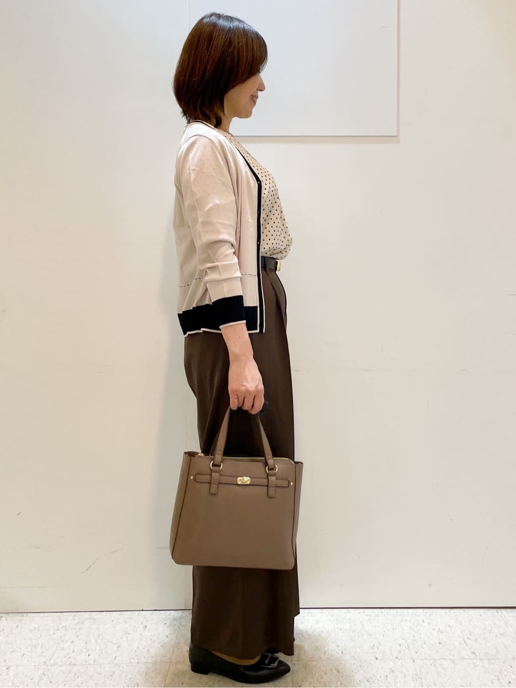 めいさんの「Reflect｜【WEB先行カラーあり／手洗い可／アンサンブル可】バイカラーカーディガン」を使ったコーディネート
