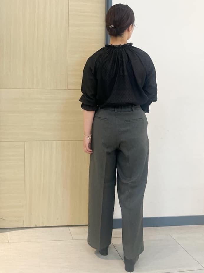 YOさんの「grove｜【洗える】着回し優秀！フラップポケットワイドパンツ」を使ったコーディネート