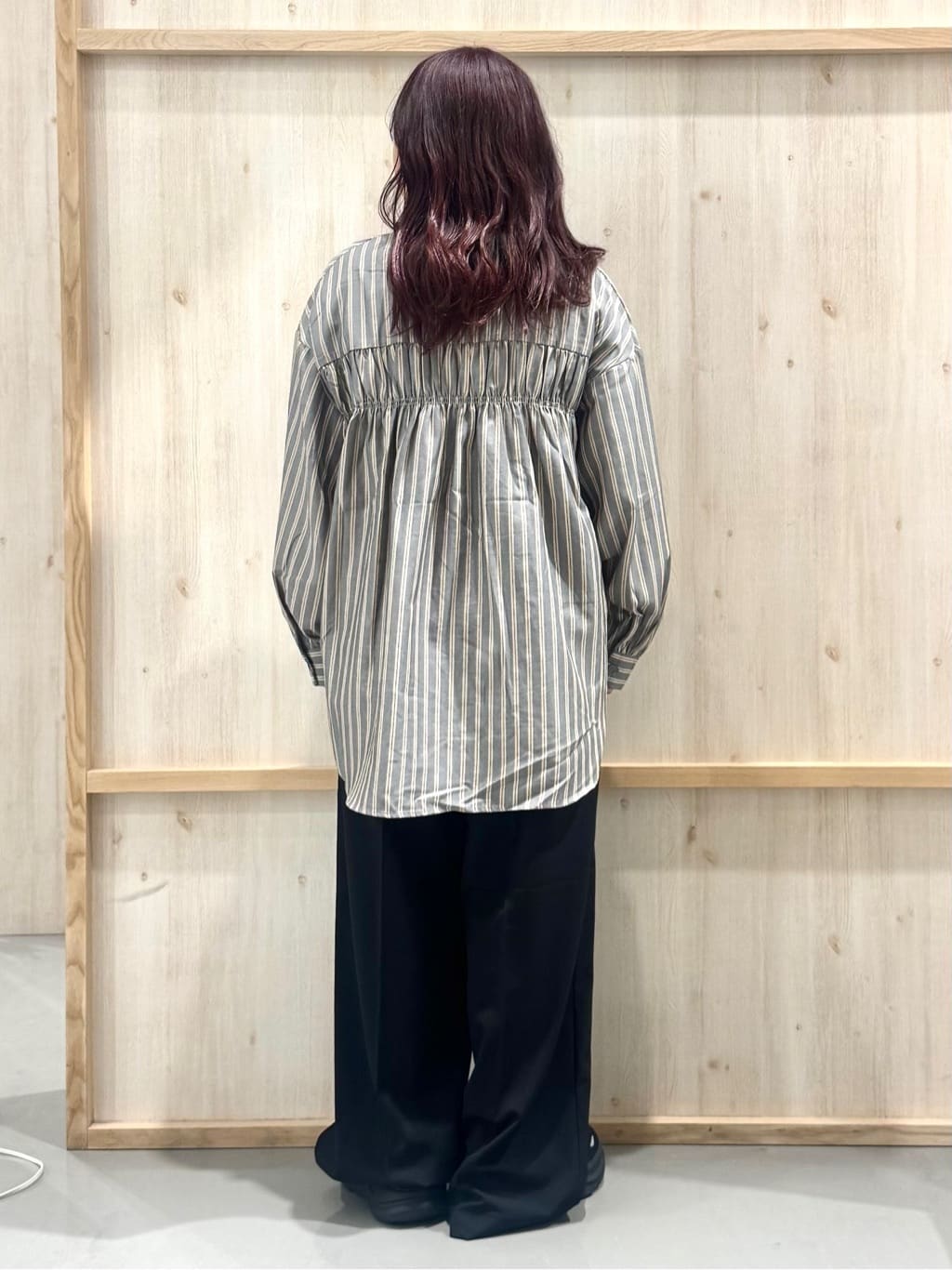 nanaさんの「THE SHOP TK｜フェイクファーベスト」を使ったコーディネート