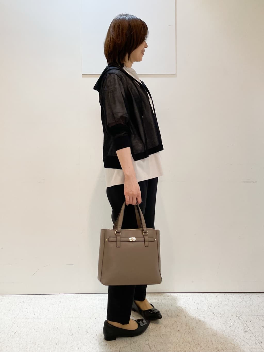 めいさんの「Reflect｜【すっきり見え！長め丈／マシンウォッシュ可】スキッパーネックジャージトップス」を使ったコーディネート