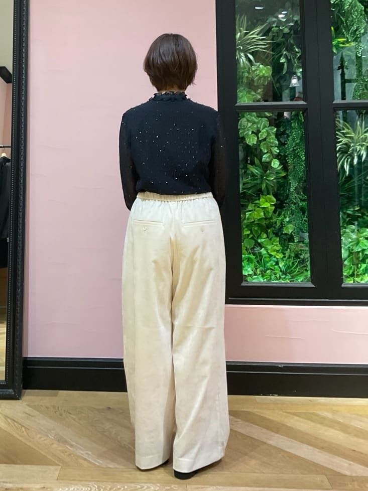 ogataさんの「DRESSTERIOR｜ソフト別珍イージーパンツ」を使ったコーディネート