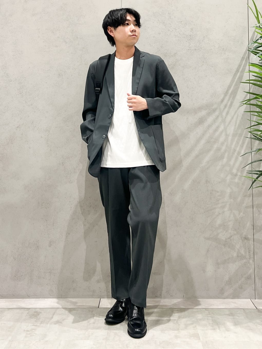 SHI-MAさんの「THE SHOP TK｜【Begin/ビギン10月号掲載】楊柳スマートジャケット　軽量/洗濯機OK/セットアップ可」を使ったコーディネート
