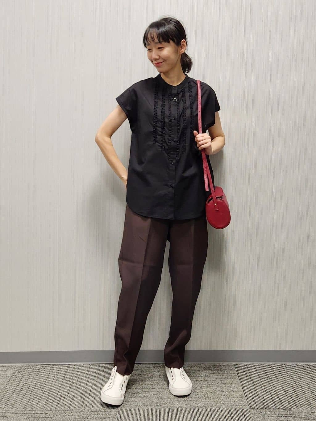 naraさんの「Dessin｜【洗える】スタンドカラーフリルブラウス」を使ったコーディネート