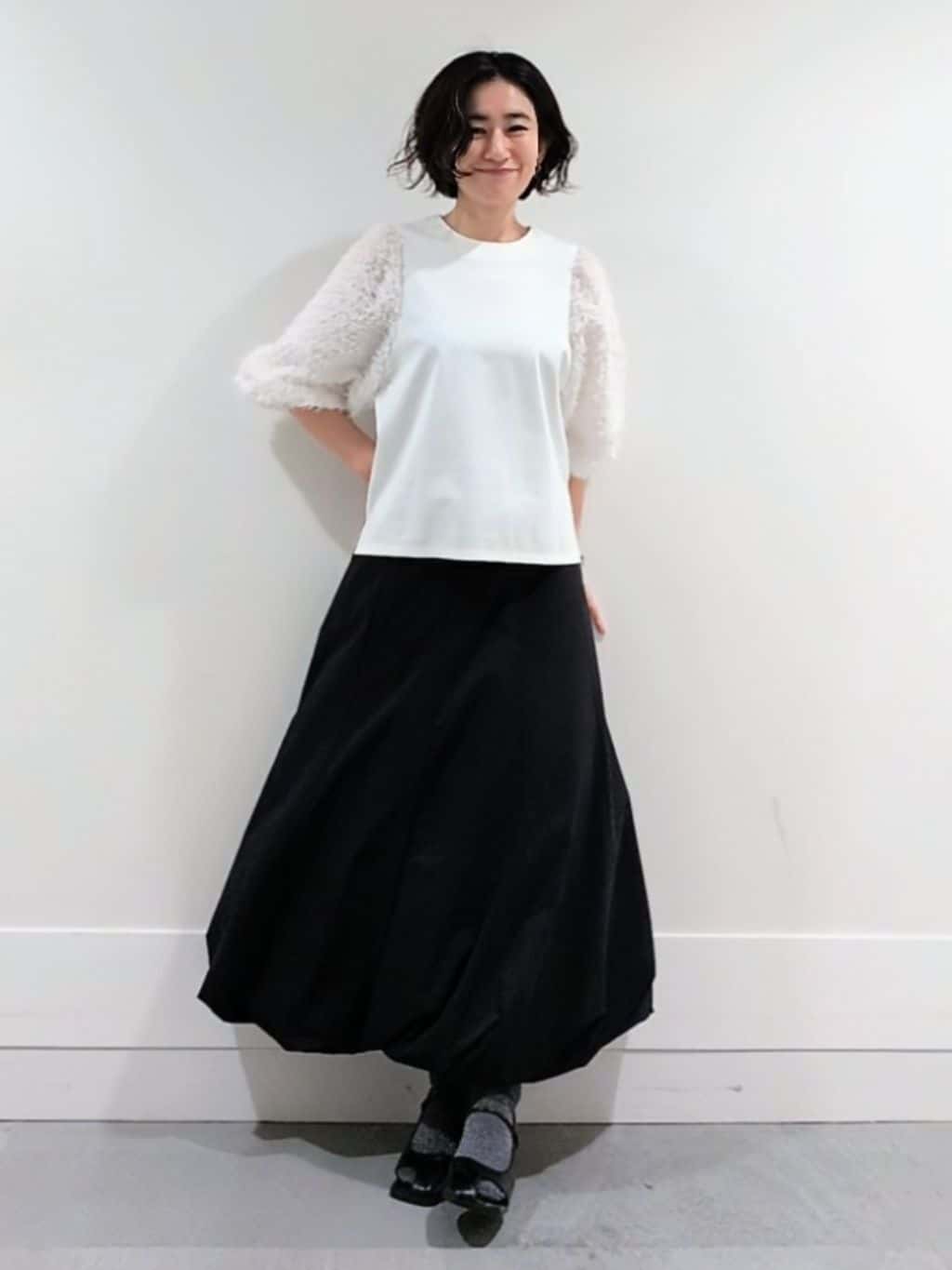 ミズタさんの「UNTITLED｜【丸首/Tシャツ風/短丈】シャギースリーブ ポンチカットソー」を使ったコーディネート