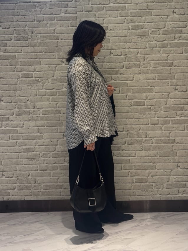 Akiさんの「INDIVI｜【軽く羽織れる！】ダブルジャケット」を使ったコーディネート