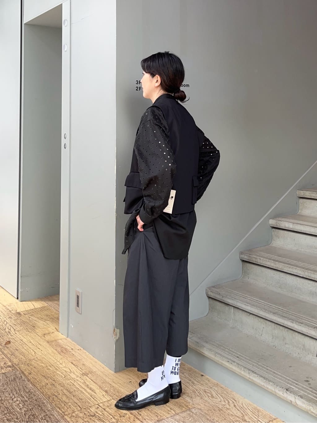 神野（jinno）さんの「TAKEO KIKUCHI｜ツイルオパールオーバーシャツ」を使ったコーディネート